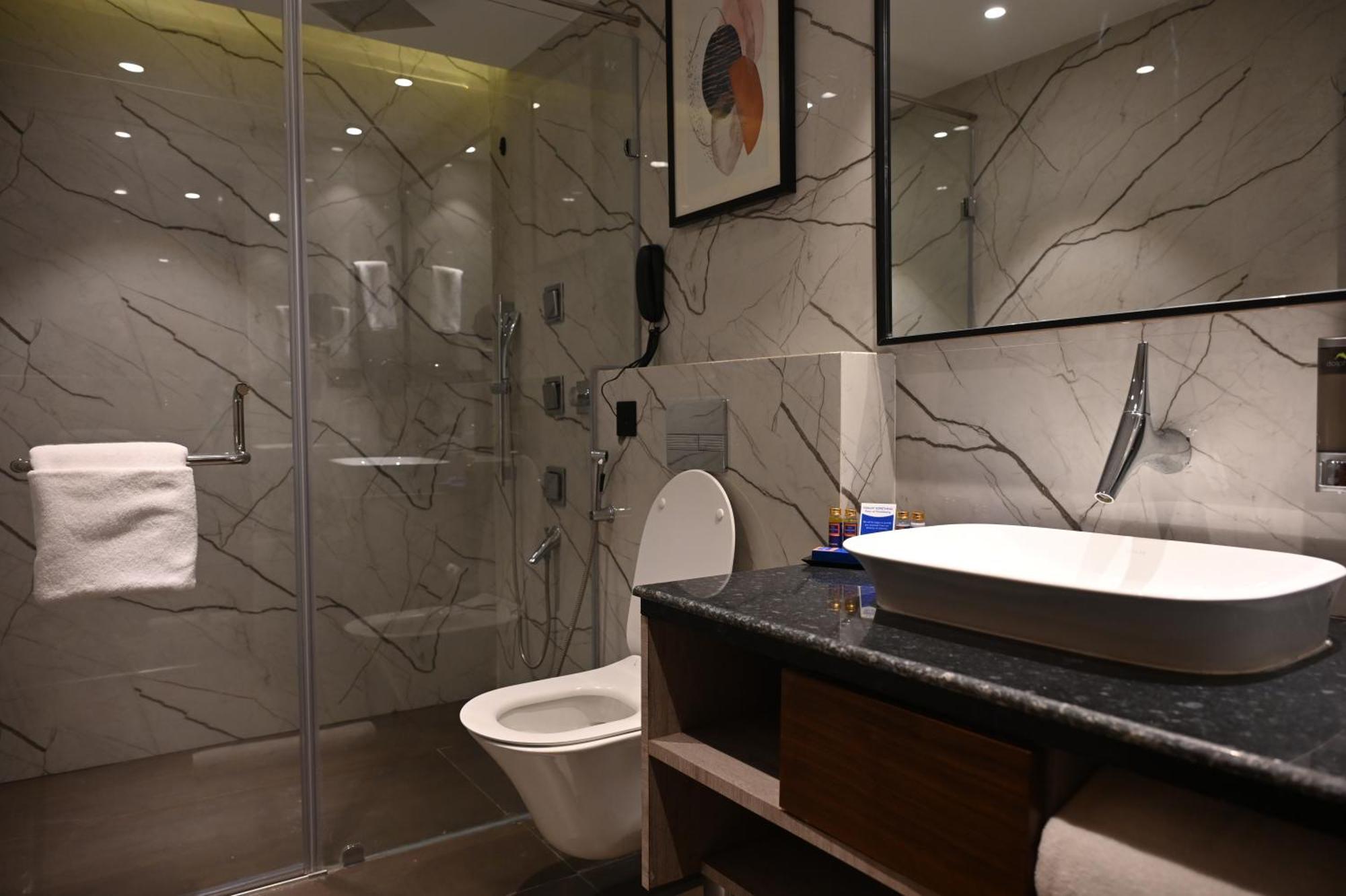 Ishaan Sarovar Portico Deoghar Εξωτερικό φωτογραφία